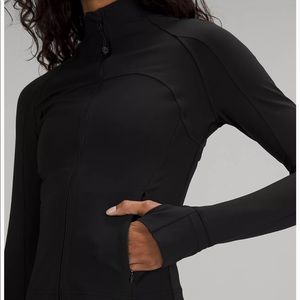 Lululemon black cropped zip